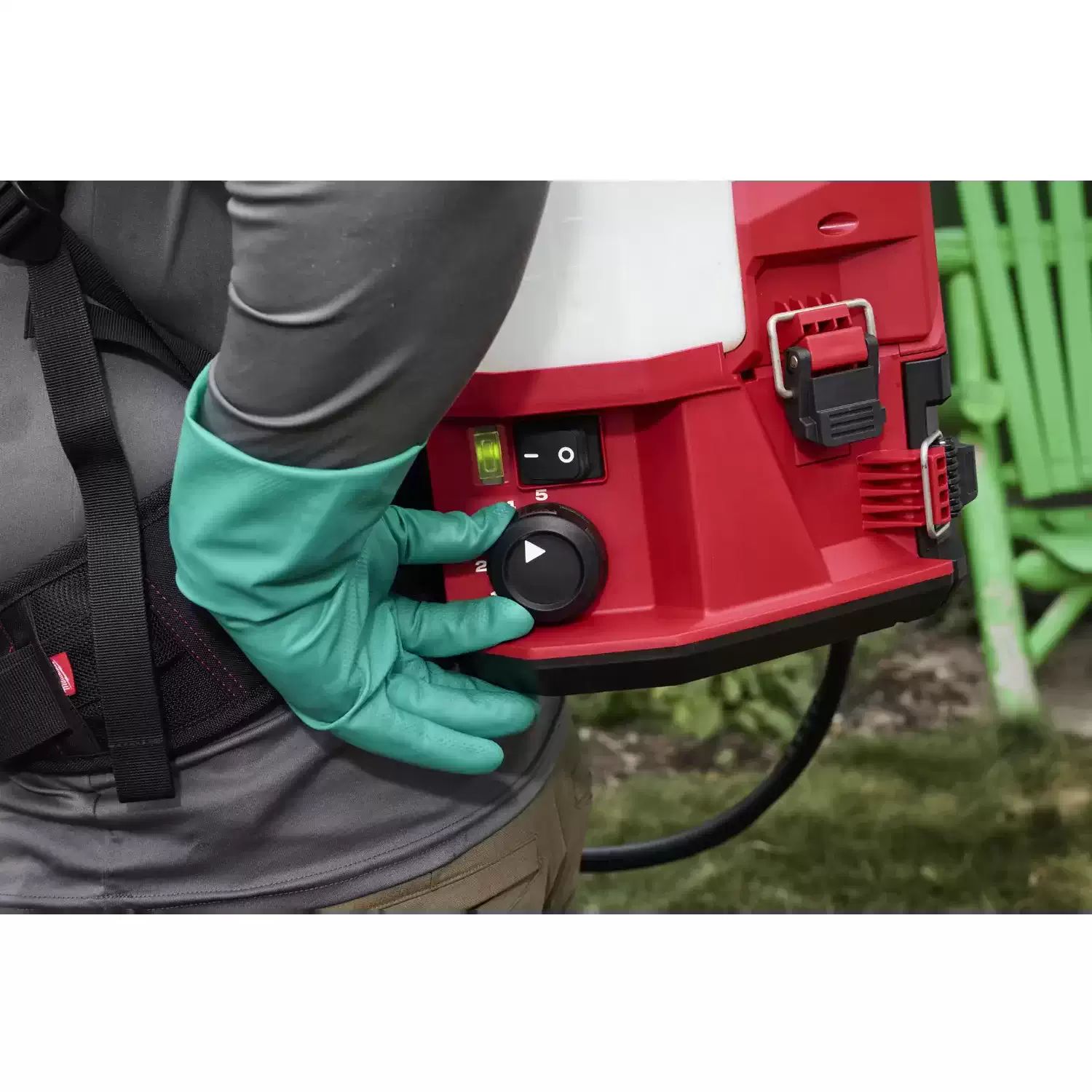 Milwaukee 3019-20PS M18 4-Gallon Backpack Sprayer w/ SWITCH TANK - Tool Only